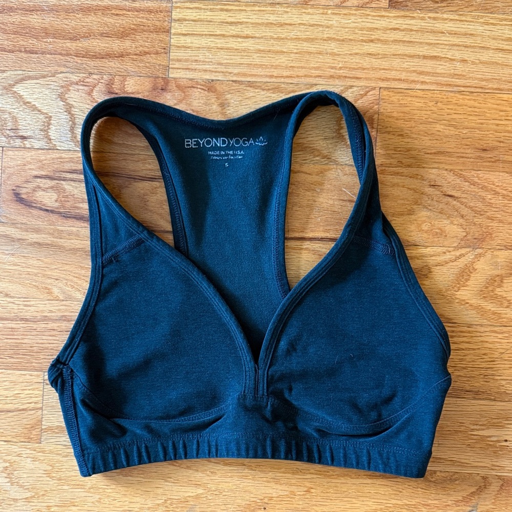 Beyond yoga bra and Leggings Set - Picture 2 of 5